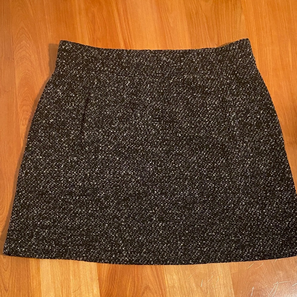 LOFT Like New Elegant Black Tweed Skirt Medium - Picture 1 of 4